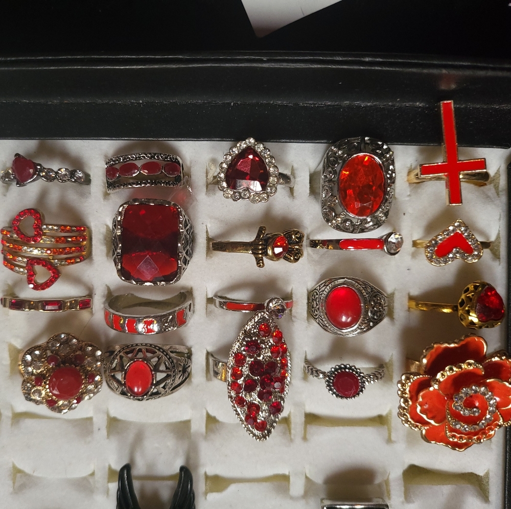 Ring lot #31